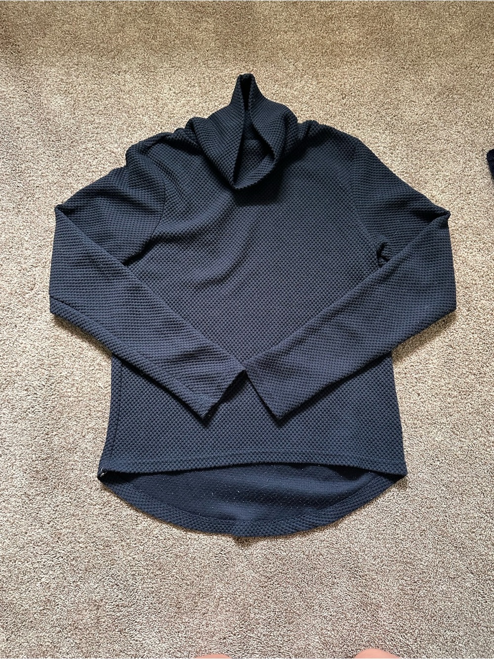 Navy Textured Turtleneck Sweater xs